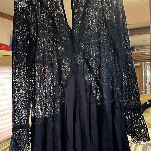 Free People White Lace dress/tunic - Picture 2 of 8